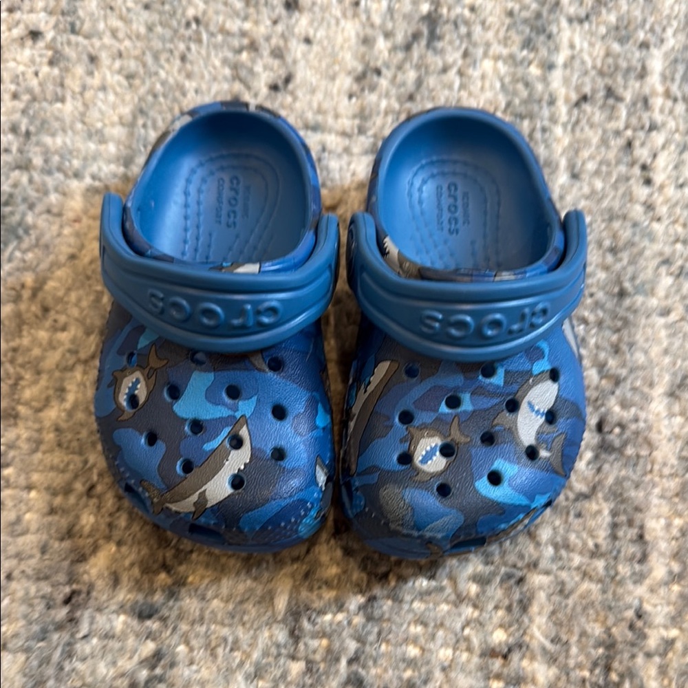 Crocs Kids Blue Camo Clogs